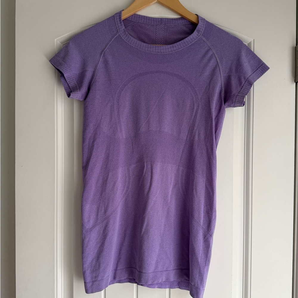 Lululemon Athletica Lavender Short Sleeve Tee